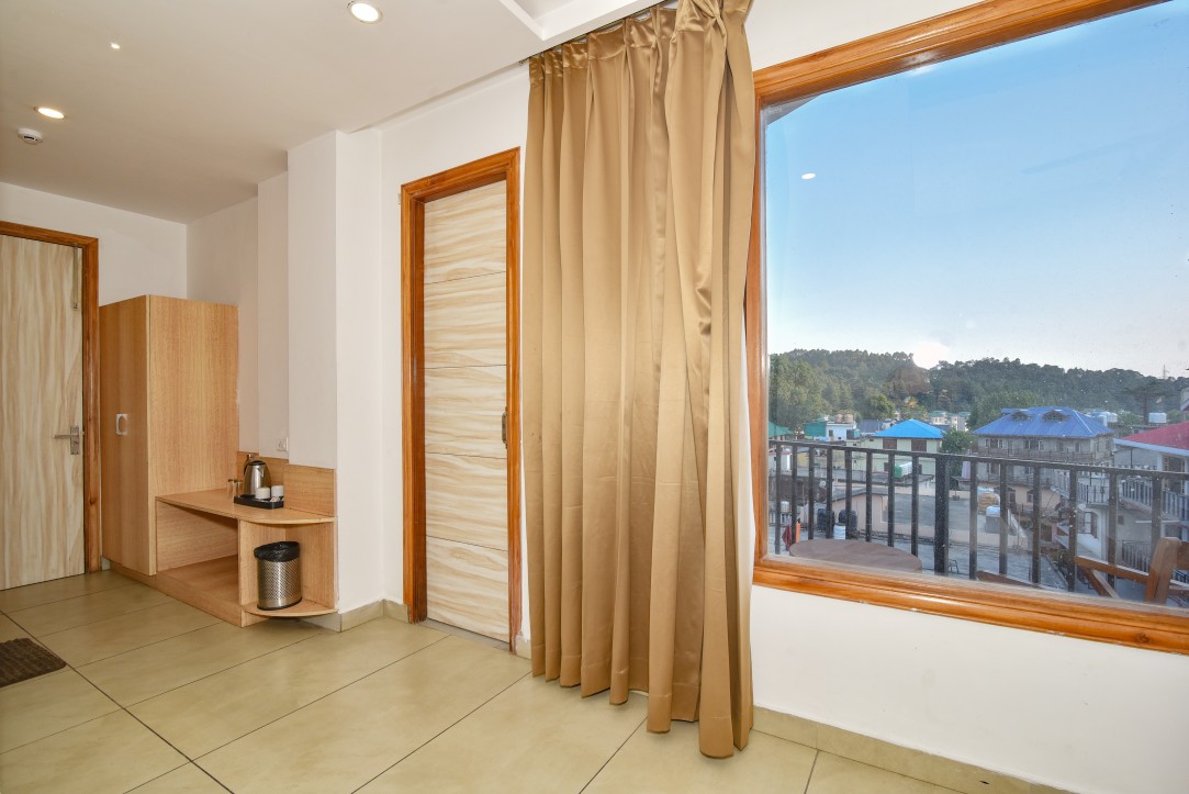 Family suite interior — Hotel Mist Wood