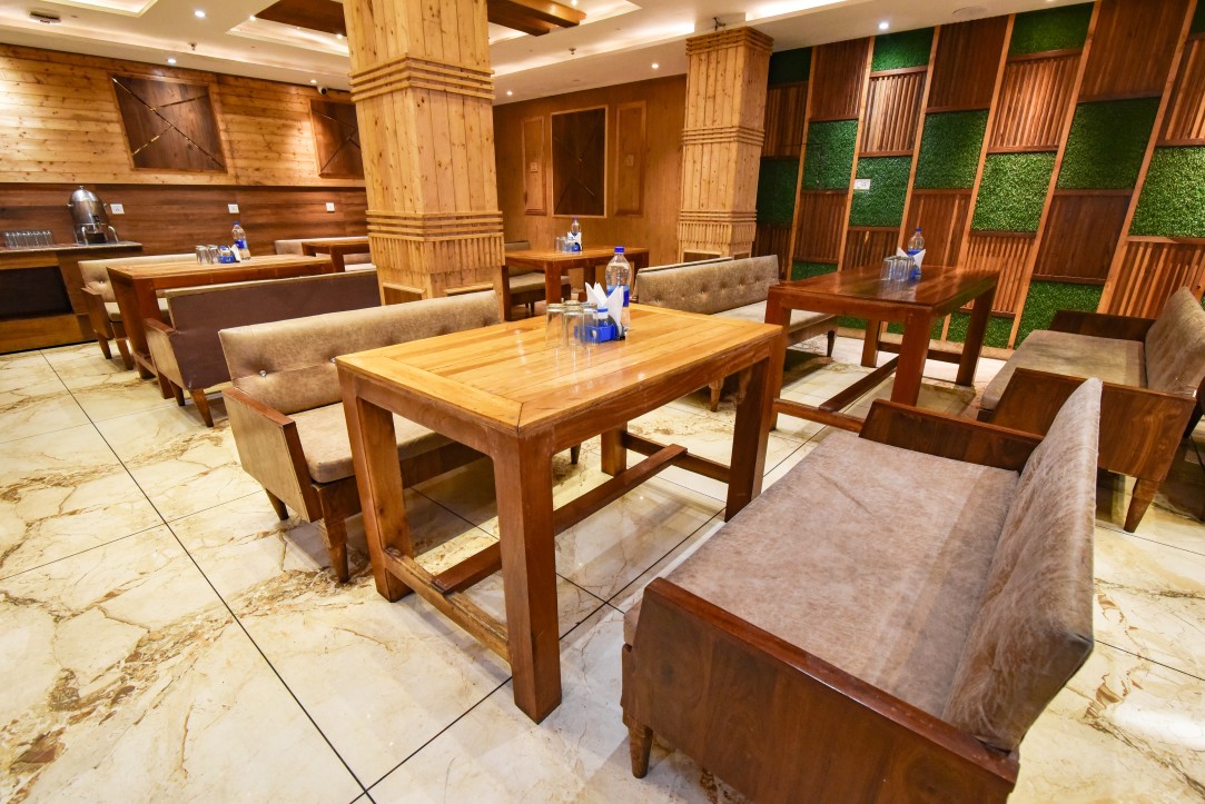 Hotel Mistwood — coffee and comfort